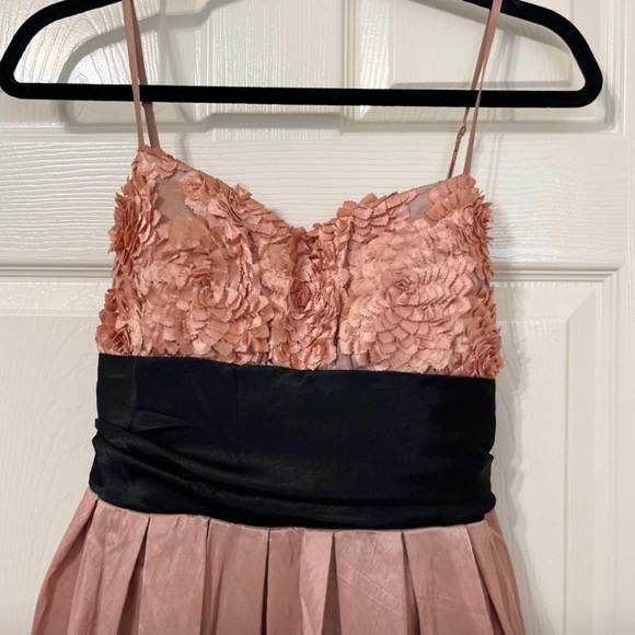 B. Darlin Pink Formal Dress Size 13/14 in Youth/Size 6 Women - Picture 7 of 16